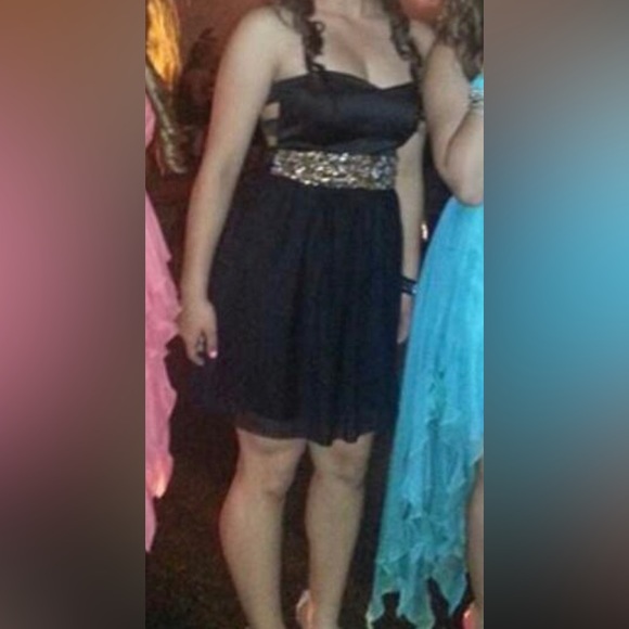 Graduation/Prom Dress 🎓⚡️ - Picture 3 of 11